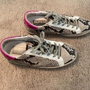 Golden Goose Sneakers